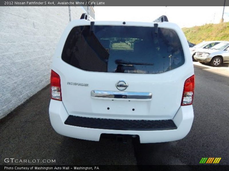 Avalanche White / Cafe Latte 2012 Nissan Pathfinder S 4x4