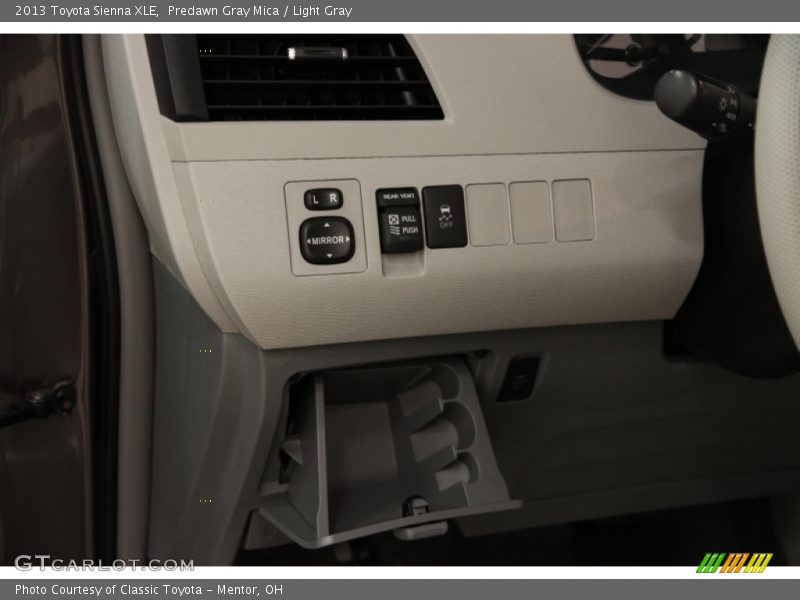 Predawn Gray Mica / Light Gray 2013 Toyota Sienna XLE