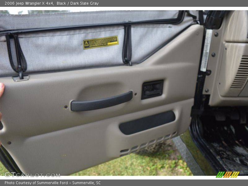 Black / Dark Slate Gray 2006 Jeep Wrangler X 4x4