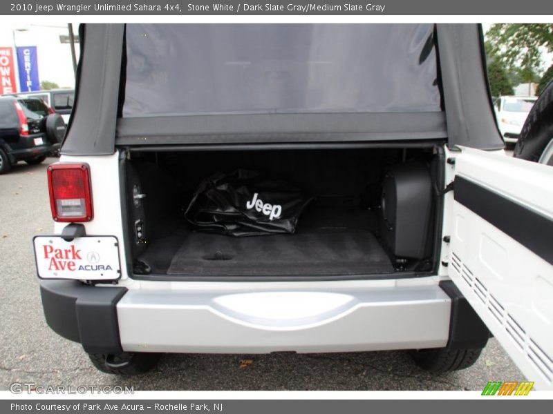 Stone White / Dark Slate Gray/Medium Slate Gray 2010 Jeep Wrangler Unlimited Sahara 4x4