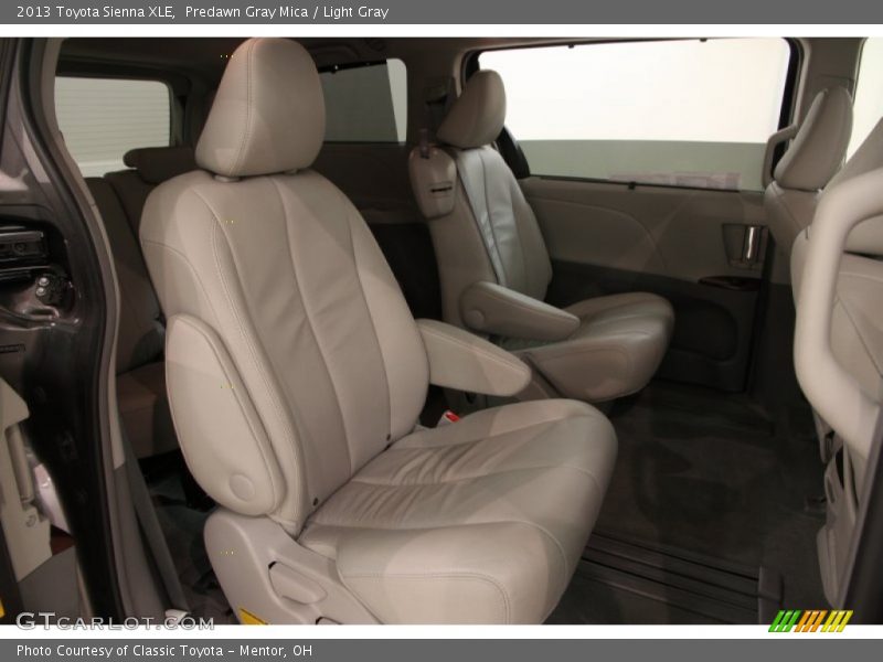 Predawn Gray Mica / Light Gray 2013 Toyota Sienna XLE