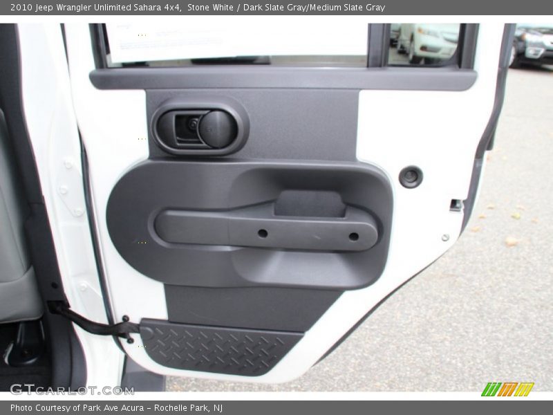Stone White / Dark Slate Gray/Medium Slate Gray 2010 Jeep Wrangler Unlimited Sahara 4x4