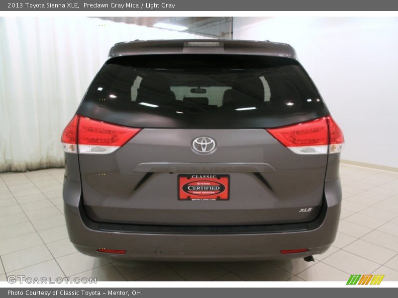 Predawn Gray Mica / Light Gray 2013 Toyota Sienna XLE