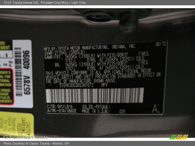 Predawn Gray Mica / Light Gray 2013 Toyota Sienna XLE