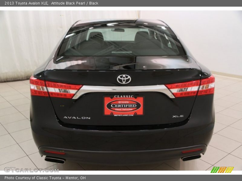 Attitude Black Pearl / Black 2013 Toyota Avalon XLE