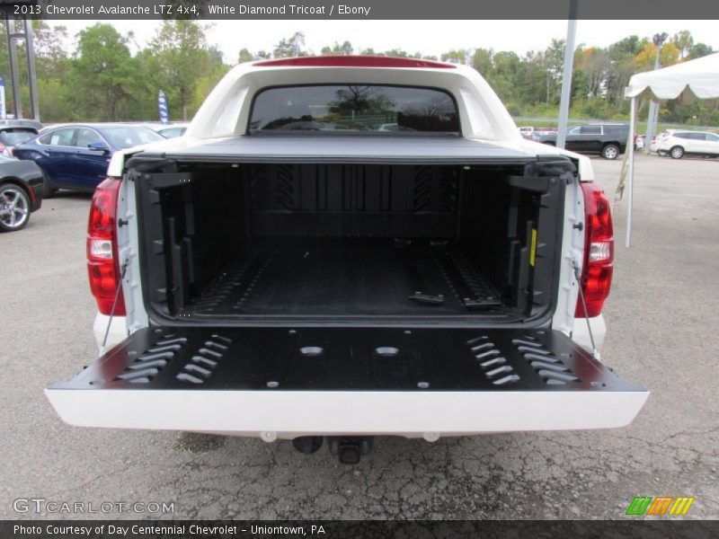 White Diamond Tricoat / Ebony 2013 Chevrolet Avalanche LTZ 4x4