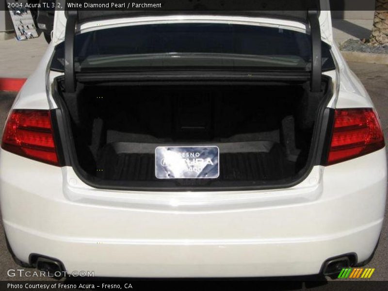 White Diamond Pearl / Parchment 2004 Acura TL 3.2