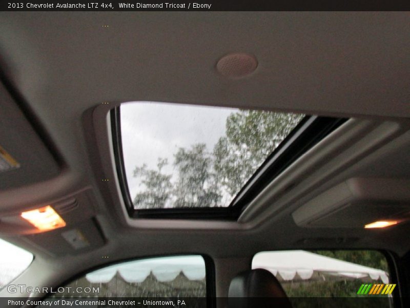 White Diamond Tricoat / Ebony 2013 Chevrolet Avalanche LTZ 4x4
