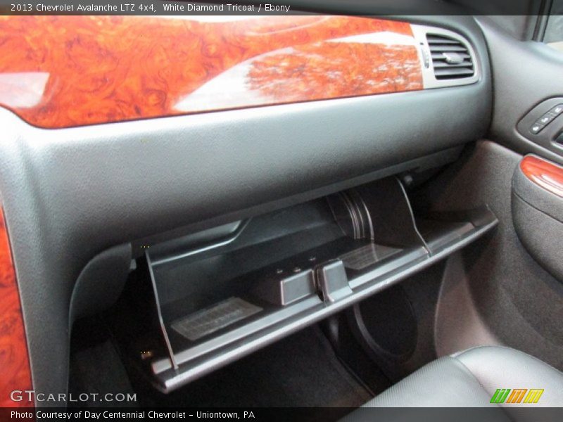 White Diamond Tricoat / Ebony 2013 Chevrolet Avalanche LTZ 4x4
