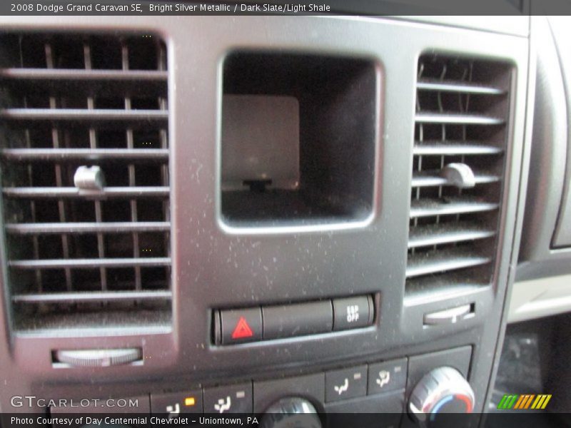 Bright Silver Metallic / Dark Slate/Light Shale 2008 Dodge Grand Caravan SE