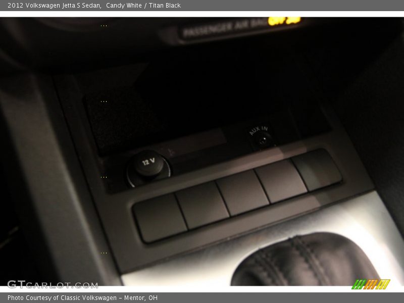 Candy White / Titan Black 2012 Volkswagen Jetta S Sedan