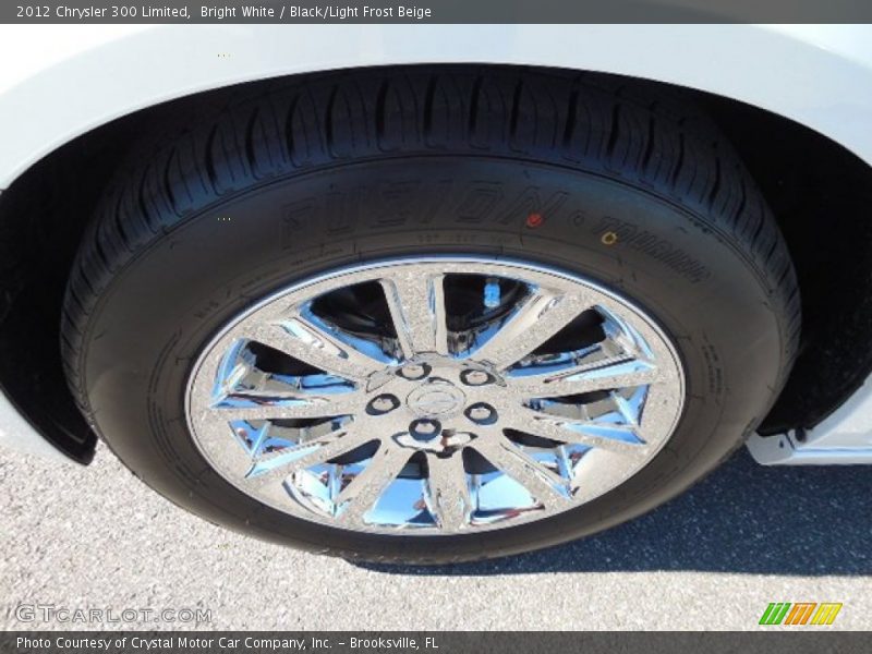 Bright White / Black/Light Frost Beige 2012 Chrysler 300 Limited