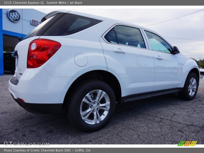 Summit White / Jet Black 2015 Chevrolet Equinox LS