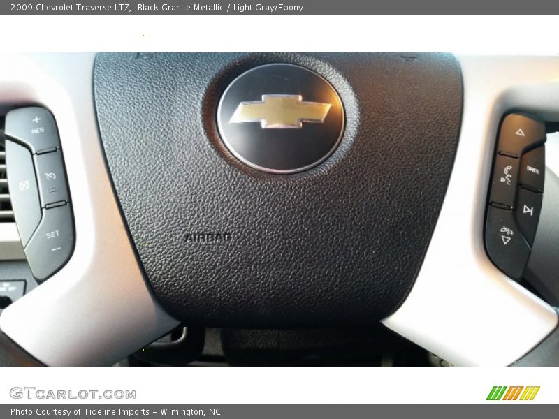 Black Granite Metallic / Light Gray/Ebony 2009 Chevrolet Traverse LTZ