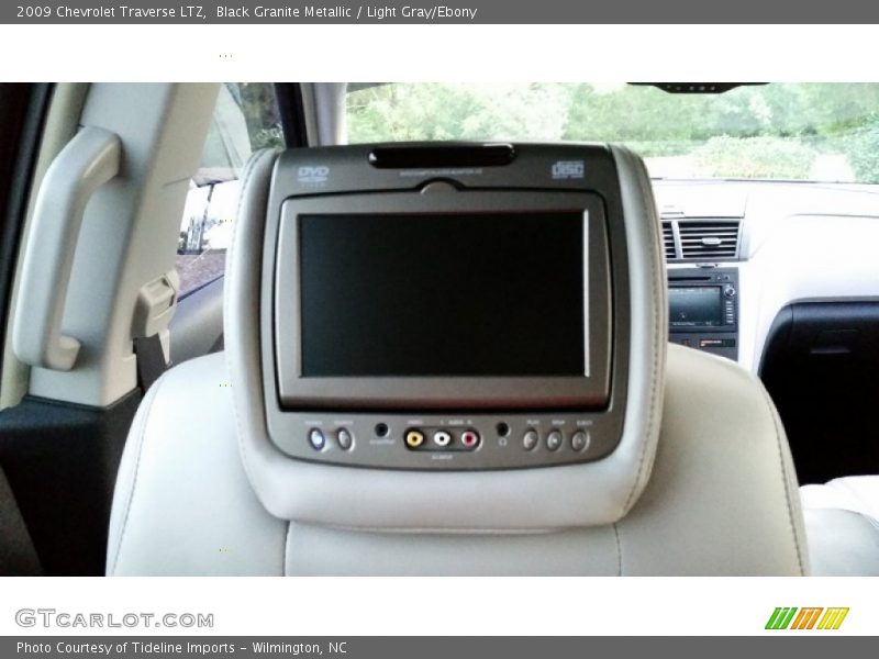 Black Granite Metallic / Light Gray/Ebony 2009 Chevrolet Traverse LTZ