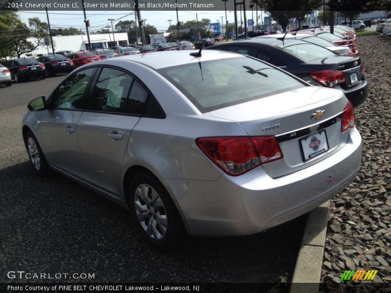 Silver Ice Metallic / Jet Black/Medium Titanium 2014 Chevrolet Cruze LS