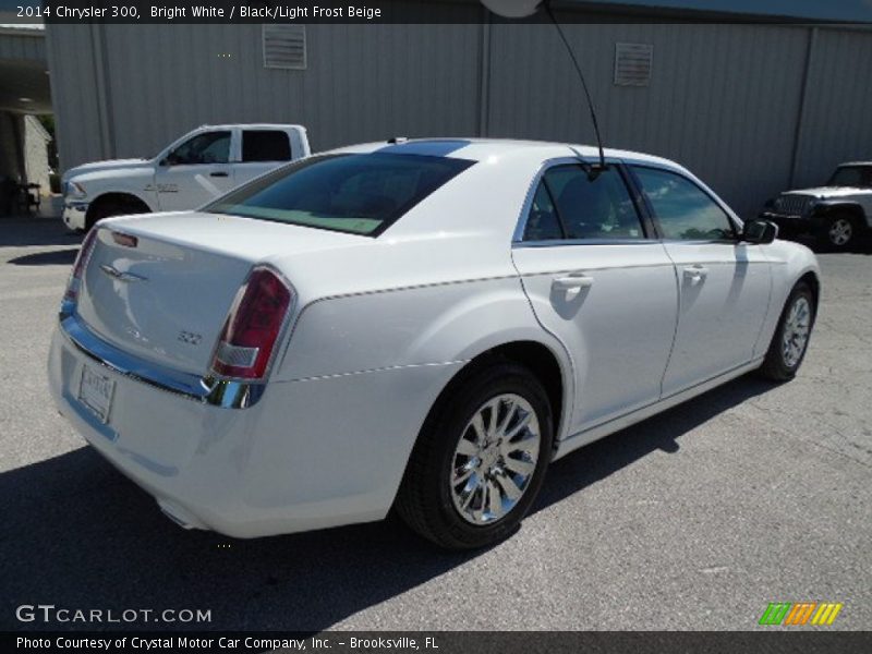 Bright White / Black/Light Frost Beige 2014 Chrysler 300