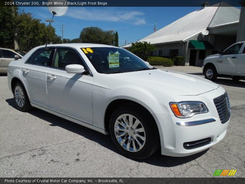 Bright White / Black/Light Frost Beige 2014 Chrysler 300