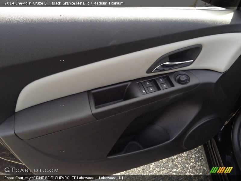 Black Granite Metallic / Medium Titanium 2014 Chevrolet Cruze LT