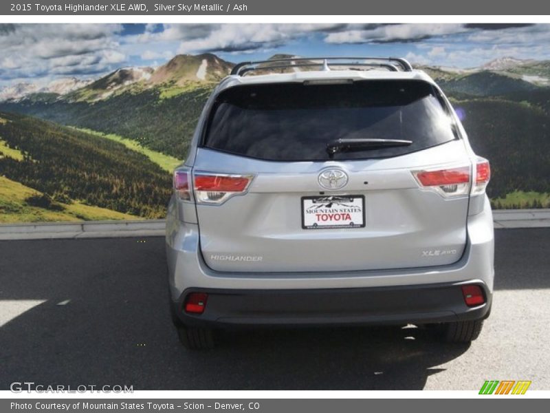 Silver Sky Metallic / Ash 2015 Toyota Highlander XLE AWD