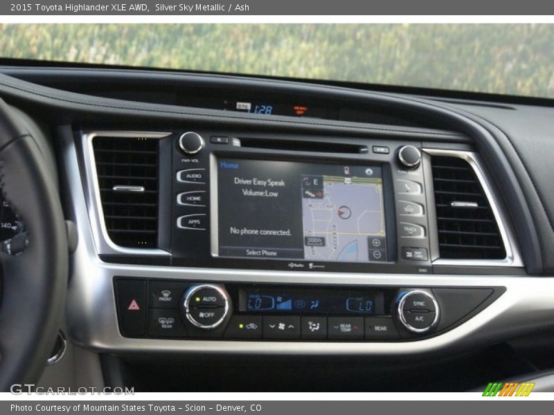 Silver Sky Metallic / Ash 2015 Toyota Highlander XLE AWD