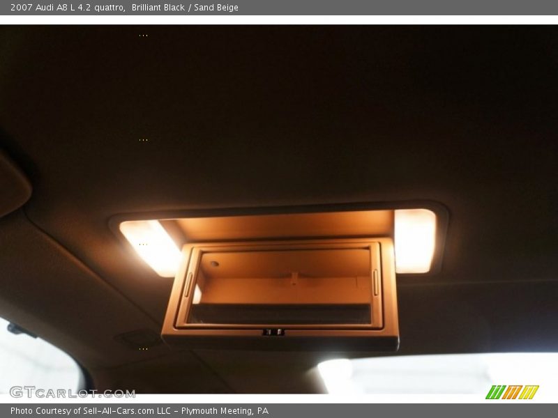 Brilliant Black / Sand Beige 2007 Audi A8 L 4.2 quattro