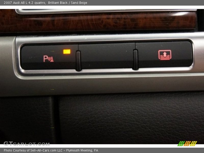 Brilliant Black / Sand Beige 2007 Audi A8 L 4.2 quattro