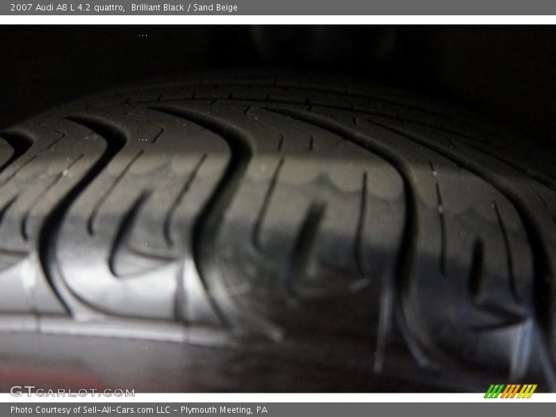 Brilliant Black / Sand Beige 2007 Audi A8 L 4.2 quattro