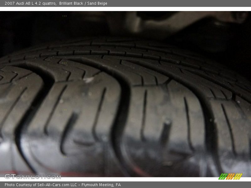 Brilliant Black / Sand Beige 2007 Audi A8 L 4.2 quattro