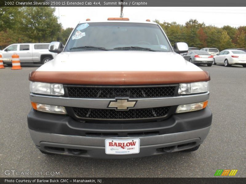 Summit White / Graphite 2002 Chevrolet Silverado 2500 LS Extended Cab 4x4