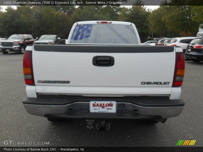 Summit White / Graphite 2002 Chevrolet Silverado 2500 LS Extended Cab 4x4