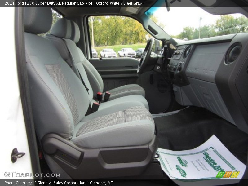 Oxford White / Steel Gray 2011 Ford F250 Super Duty XL Regular Cab 4x4