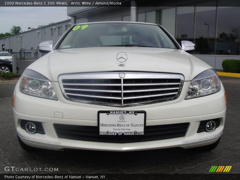 Arctic White / Almond/Mocha 2009 Mercedes-Benz C 300 4Matic