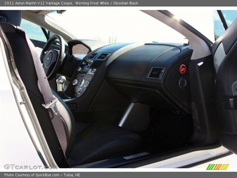 Morning Frost White / Obsidian Black 2011 Aston Martin V12 Vantage Coupe