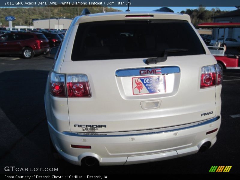 White Diamond Tintcoat / Light Titanium 2011 GMC Acadia Denali AWD