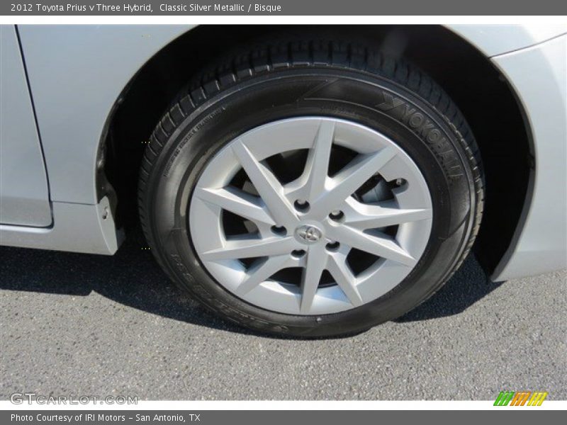 Classic Silver Metallic / Bisque 2012 Toyota Prius v Three Hybrid