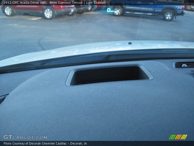 White Diamond Tintcoat / Light Titanium 2011 GMC Acadia Denali AWD