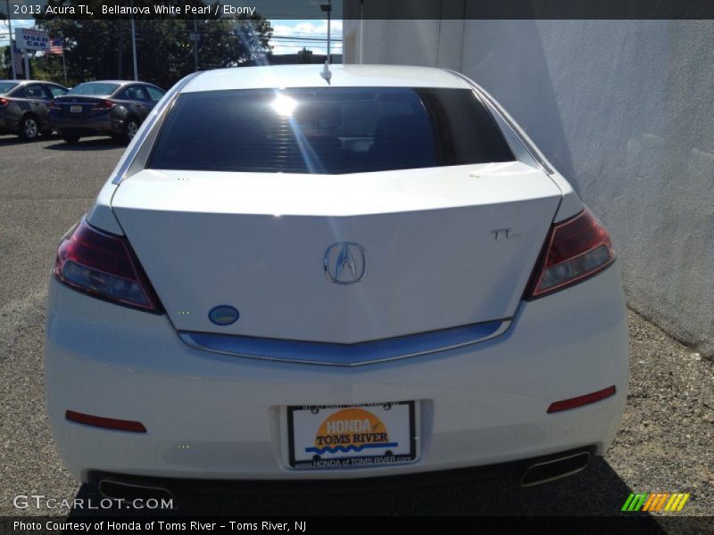 Bellanova White Pearl / Ebony 2013 Acura TL