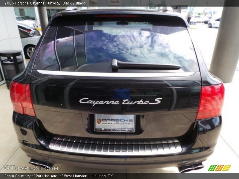 Black / Black 2006 Porsche Cayenne Turbo S