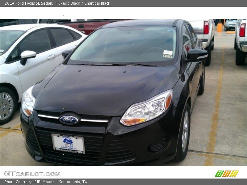 Tuxedo Black / Charcoal Black 2014 Ford Focus SE Sedan