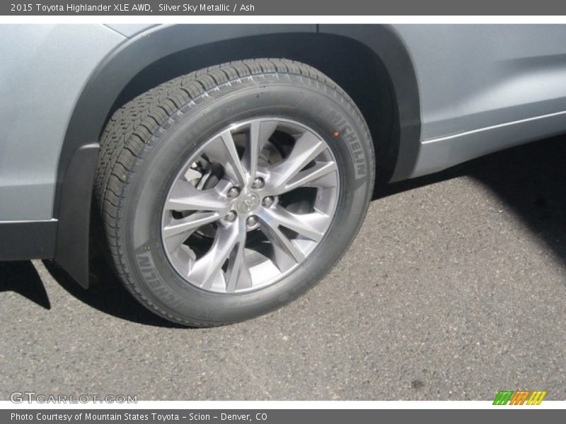 Silver Sky Metallic / Ash 2015 Toyota Highlander XLE AWD