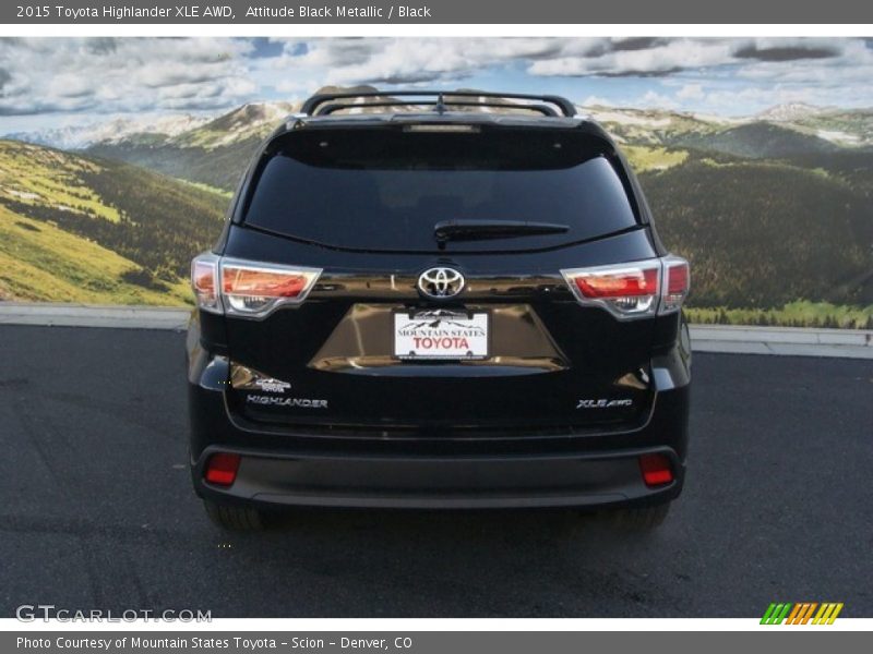 Attitude Black Metallic / Black 2015 Toyota Highlander XLE AWD