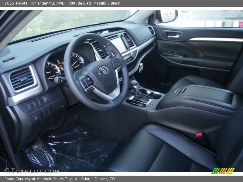 Attitude Black Metallic / Black 2015 Toyota Highlander XLE AWD