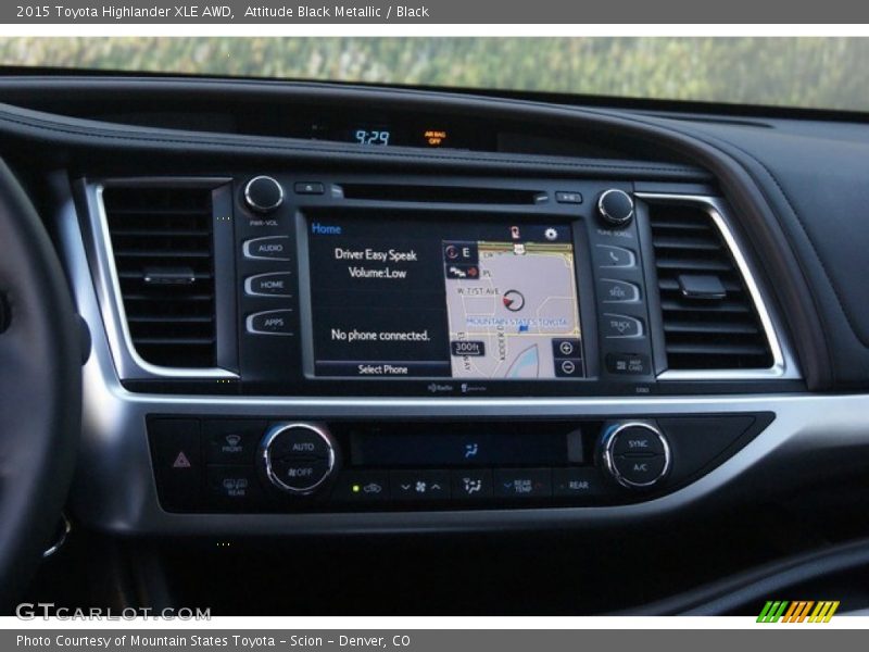 Attitude Black Metallic / Black 2015 Toyota Highlander XLE AWD