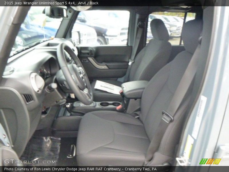 Anvil / Black 2015 Jeep Wrangler Unlimited Sport S 4x4