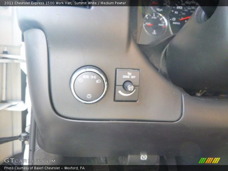 Summit White / Medium Pewter 2011 Chevrolet Express 1500 Work Van