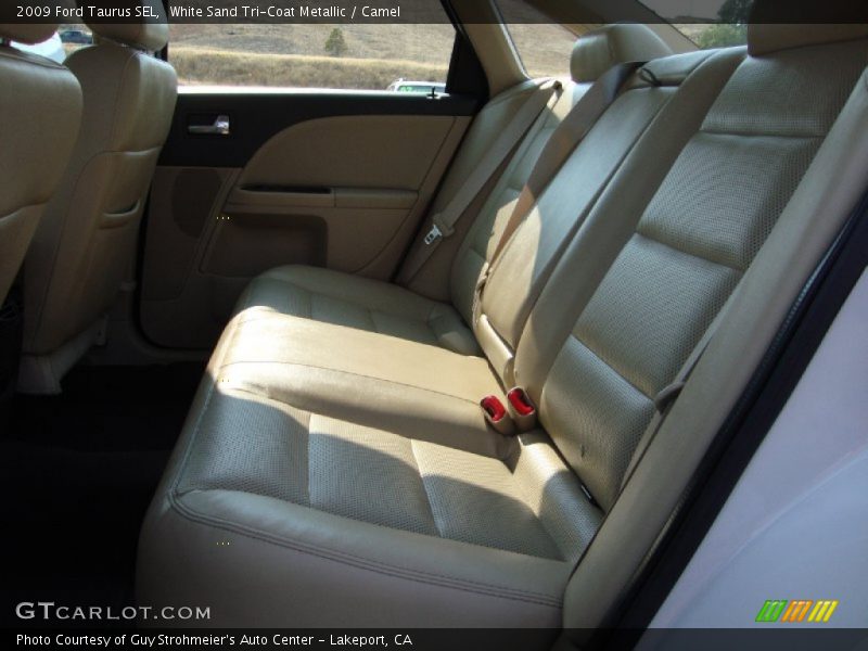 White Sand Tri-Coat Metallic / Camel 2009 Ford Taurus SEL