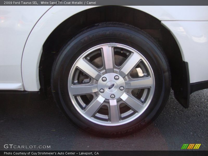 White Sand Tri-Coat Metallic / Camel 2009 Ford Taurus SEL