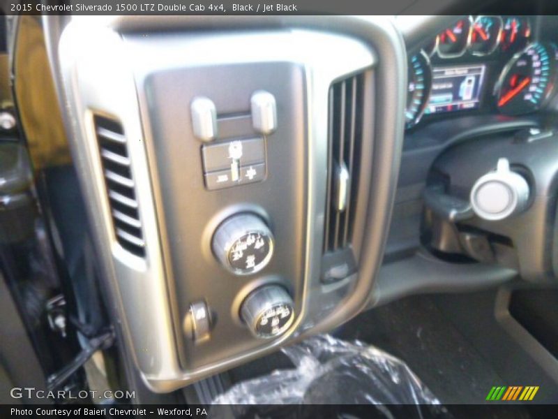 Black / Jet Black 2015 Chevrolet Silverado 1500 LTZ Double Cab 4x4