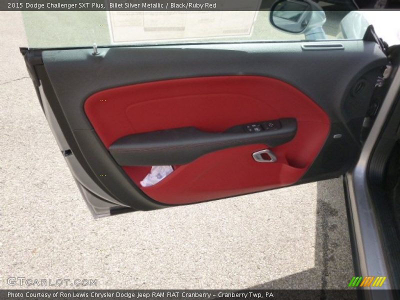 Door Panel of 2015 Challenger SXT Plus